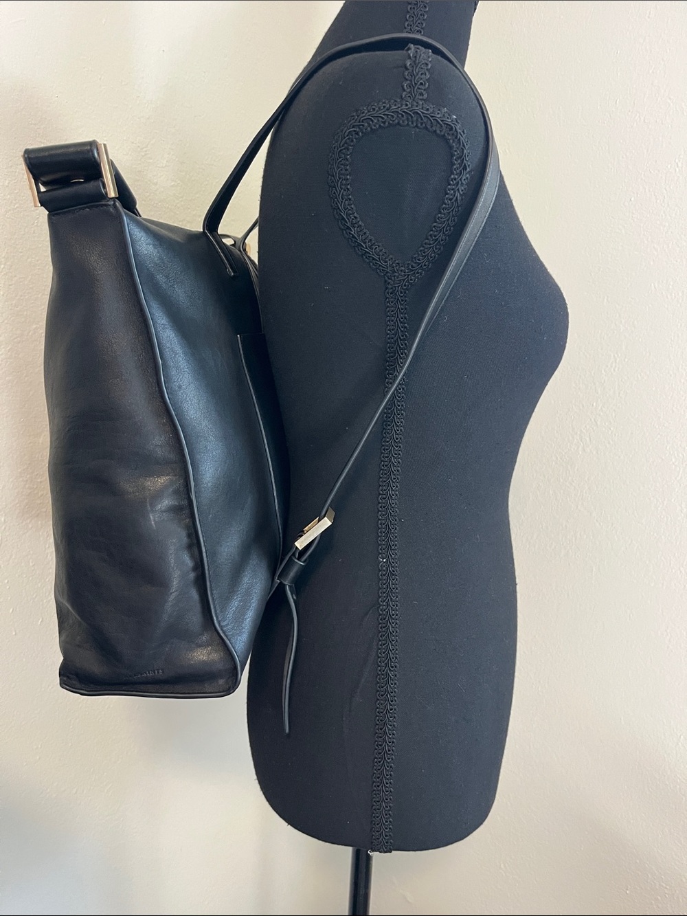 6 HOUR SALE! AllSaints Black Leather Backpack Handbag with Gold Hardware - Picture 3 of 13